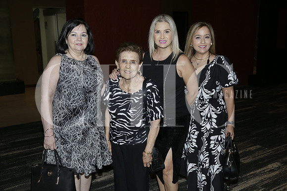 María Elena Benavides, Lucy Benavides, Luz María Benavides y Malena Martínez