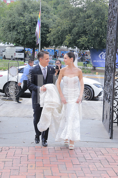 Boda de Eugenia Salinas Garza T y Santiago Diaz 23