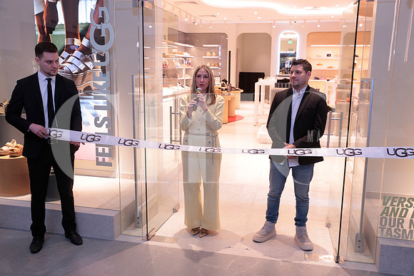 UGG inauguracion Paseo San Pedro 4