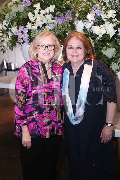 Leonor Salinas de Guerra y Nora Salinas de Ordaz 1