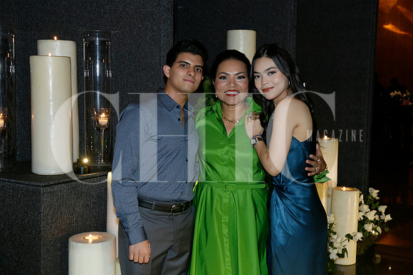 Matias Tijerina, cumpleañera y Fernanda Trejo (2)