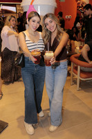 Aida Gonzalez y Dalia Gonzalez 6