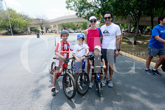 Armando Ramón, Pablo Ramón, Santiago Ramón, Isabel Martín de Ramón y , Armando Ramón (2)