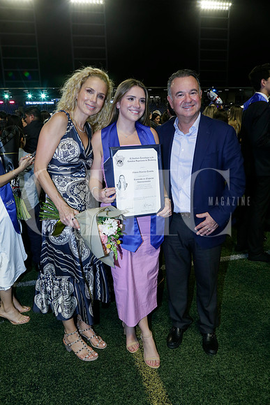 Marcela Treviño de Tijerina, Mónica Tijerina y Oscar Tijerina (2)