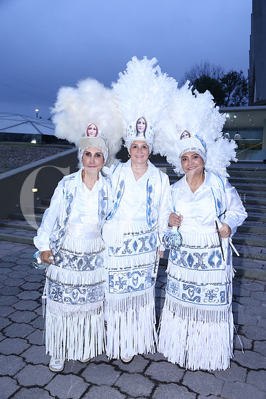 Pina Garza, Mari Luz González y Sandra Cisneros 0