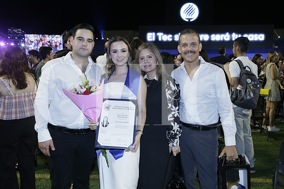 Alejandro Sepulveda, Danna Chapa , Rosario Quezada y Gustavo Chapa