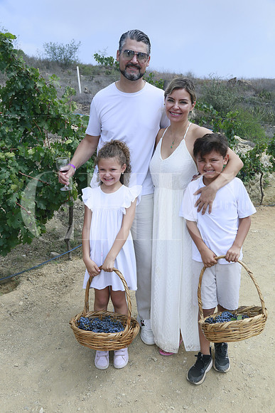 Jaime Restrepo, Daniela González de Restrepo, Emilia Restrepo y Lucas Restrepo