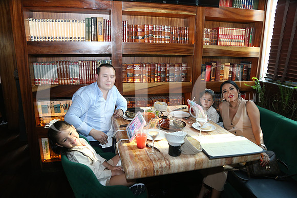 Antonella Orta, Luis Orta, Isabela Orta y Juliana Palomares 0