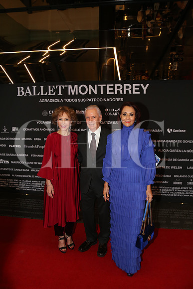 Yolanda Santos de Hoyos, Javier Maiz y Amalia Lozano de Maiz