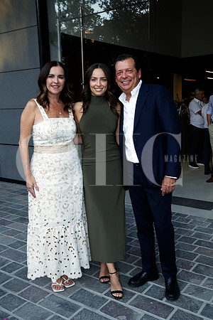 Lorena de los Santos de Elizondo, Fernanda Elizondo y Eduardo Elizondo