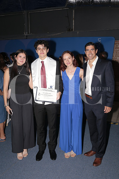 Viviana Rodriguez, Andres Martinez, Priscila Davila y Jaime Martinez 4