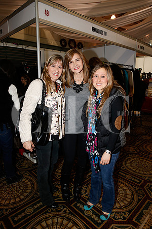 Pilar Martínez de Camargo, Diana Manzur de Villarreal y Pilar Camargo