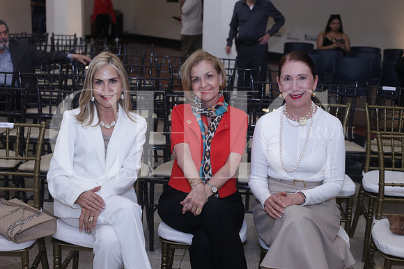 Mónica Buerón de Villarreal, Mariela Coindreau y Graciela Elizalde 1
