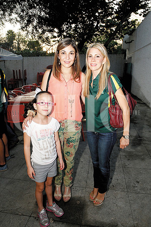 Balbina Martínez, Angélica Aguilar  y Carmen Romero de Nájera