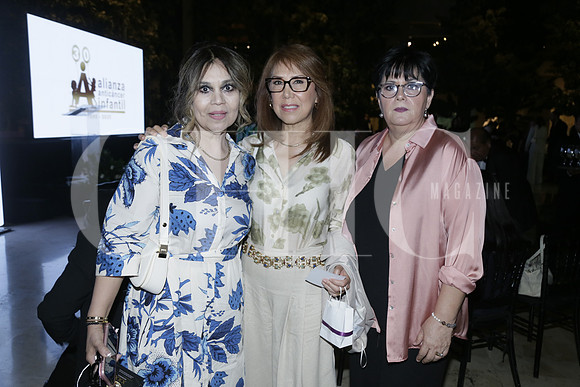 Norma Barrera, Izza Lozano de Lozano y Angélica de Chavez