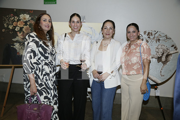 Marú Marcos , Karla Gracia, Elizabeth Plascencia y Rosita Quezada