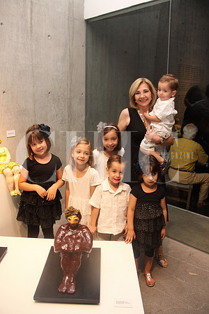Yolanda Garza, David González, Alana Lugo,  Paula González Andrea González, Marin González, Vanessa Lugo-2