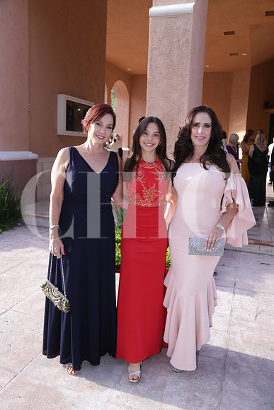Manola Gutiérrez, Mariana Gutiérrez y Tey Salas 1