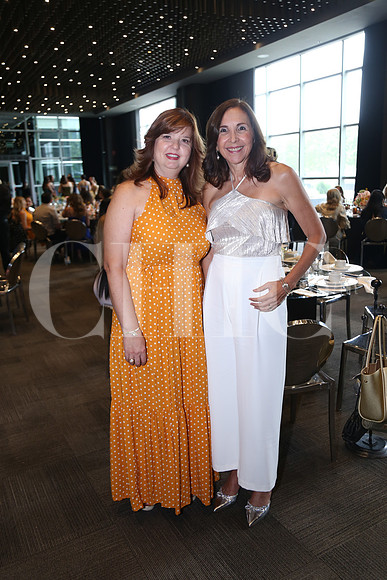 Eva Rodríguez y Gabriela González 1
