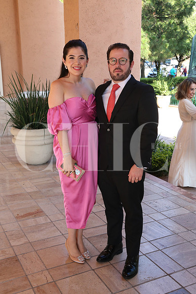 Valeria Benavides y Gabriel Arellano 1