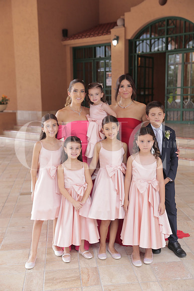 Gus Marcos, Arianne Charur, Sofia Marcos, Sara Marcos, Elena Marcos, Nicole Marcos, Ana Charur, Camille Stevenson Martell Stevenson y Marcelo Stevenson 3