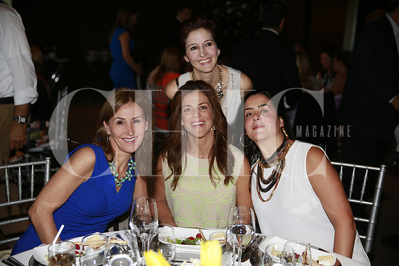 Barbara Rodríguez, Laura Garza de Chapa, Marisa Valdés y Pamela Garza de Zubiría