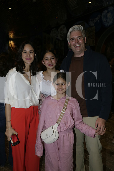 Mariana Garza, Paula Treviño, María Treviño y Beto Treviño