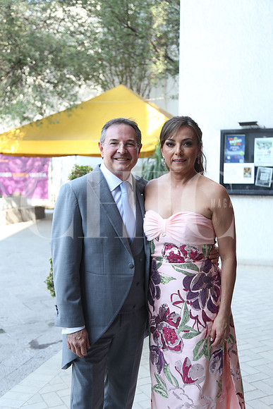 Luis Zambrano y Adriana Valdés 1
