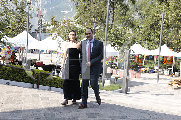 Lucy Bueno y Adrian Maldonado 3