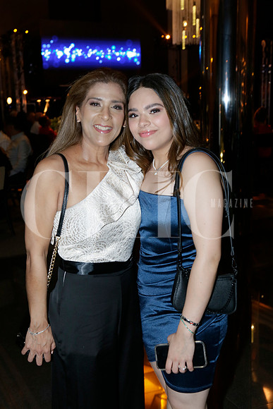 Elvira de Hoyos y Marian Tijerina