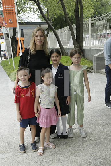 Ale de Bueno, Felipe Bueno, Mariale Bueno Marifer Bueno y Baby Bueno