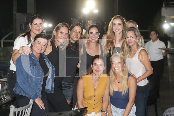 Salma Martinez, Andrea Sainz, Moni Aguirre, Michelle Villaseñor, Yamal Topalyani, Caro Garza, Katy Rivera,Janeth Garza y Tete Garcia Luna 5