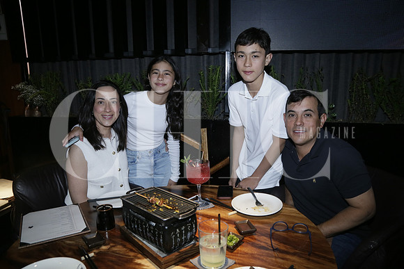 (azia) Lorena Montemayor, Fernanda Padilla, Federico Padilla y Cosntantino Padilla