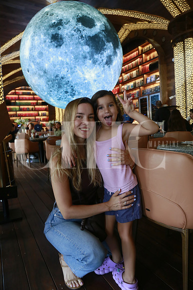 Noemí Vonnacher y Eugenia Licón