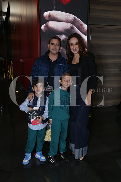 Mario Camacho, Pilar Piña, Diego Camacho y Mario Camacho