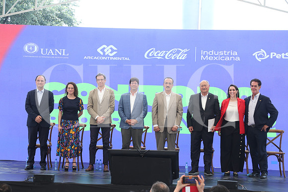 Jorge García Segovia, Mar Prian, Jaime Camara, Santos Guzmán, José Borda, Jaime Yesaki, María Fernanda Salinas y Jorge Morales10