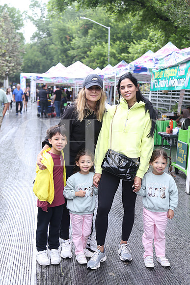 Bárbara Cabrera, Valeria Arvisu, Mateo Rodíguez, Renata Rodríguez y María Rodríguez 0