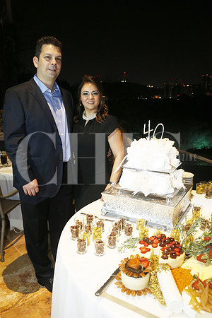 Ricardo Garza y Laila Kamar de Garza-2