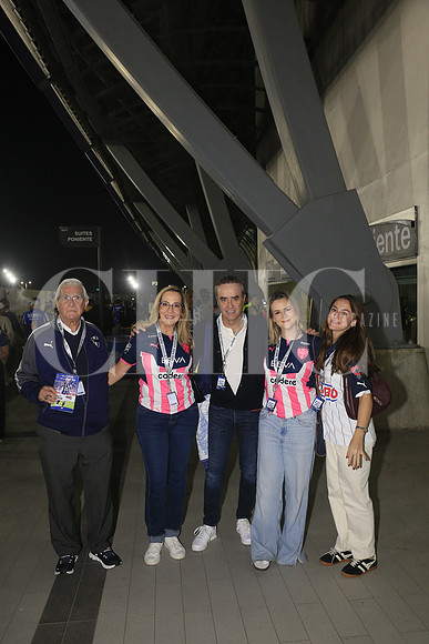 Adrian Maiz, Maria Isabel Garza, Luis Miguel Salvador, Luisa Salvador y Laura Fernandez 1
