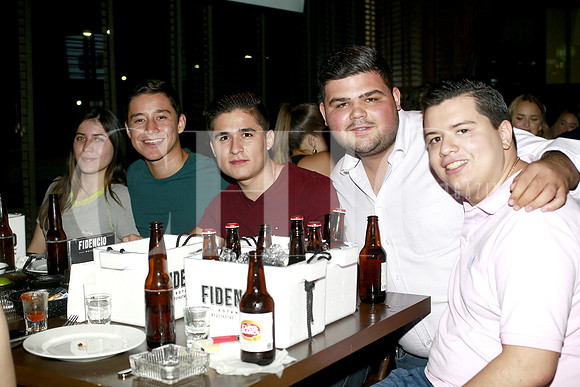 Aurora Martinez, Eduardo Aguilar, Edgar Flores, Sebastian Treviño y Alexis Martinez
