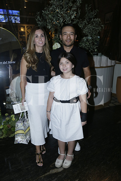 Lily Alcocer de Guajardo, Noé Guajardo y María Loreta Guajardo (2)