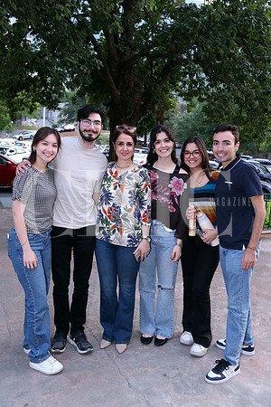 Daniela Arias, Jesus Correa, Ana Villarreal, Ana Aria, Karla Arias y Fernando Correa1