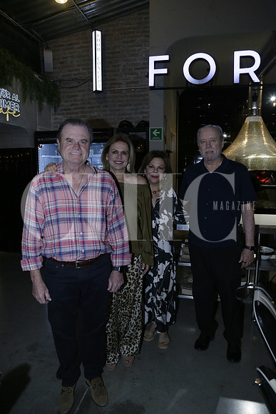 Mario Lavorin, Florencia Benavides de Lavorin, Magdalena Benavides de Bay y Enrique Bay (3)