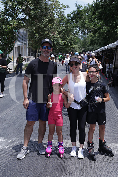 Manuel Álvare, Raquel Álvarez, Jocy de Álvarez y Manuel Álvarez 0