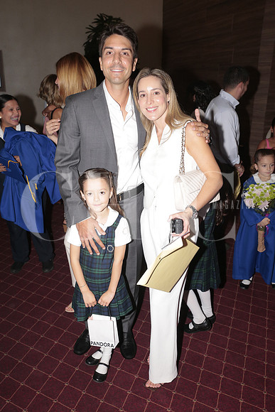 Natalia Castillo, Emilia Castillo y Pato Castillo 5
