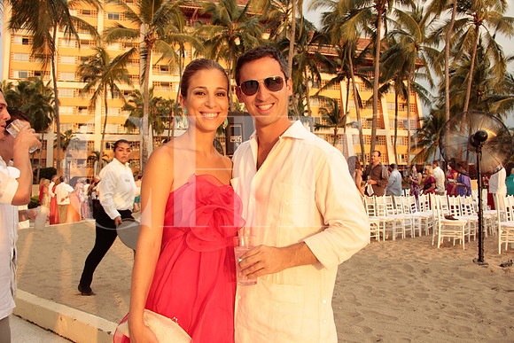 Mayela González y Sebastián Garza T