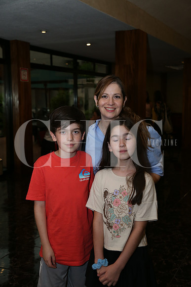 Alejandro Guardiola, Ana Lilia Guardiola y Fernanda Guardiola 0