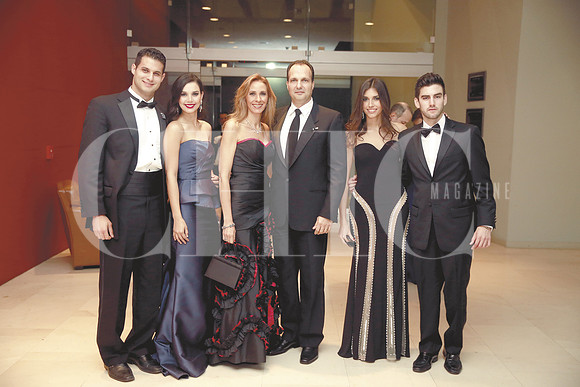 Hernán Marcos, Ana Lucía Cortez, Pilar Abdala de Marcos, Hernán Marcos, Paulina Marcos y Jorge Diez