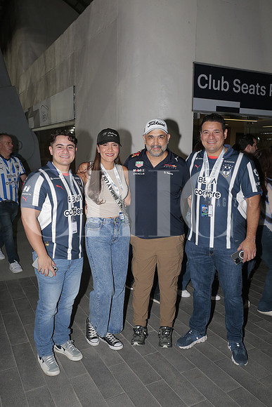Alejandro Ramos, Ana Ayala, Eduardo Gutierrez y Pepe Ramos 2