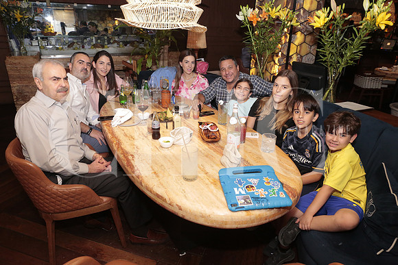 Humberto Garza, Humberto Garza, Marcela Ramirez, Lily Garza, y Federico Yañez 3